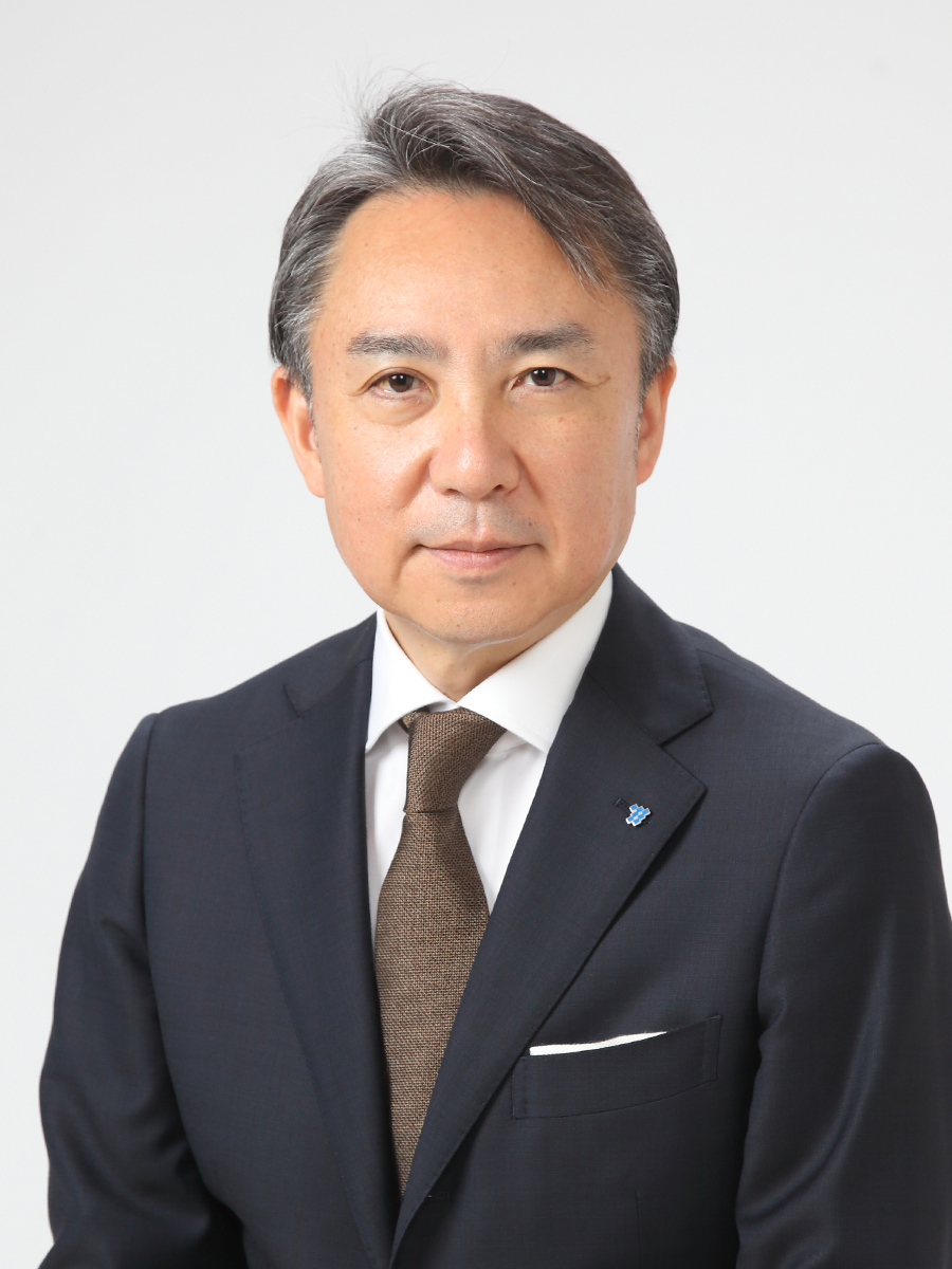 代表取締役社長　満吉　隆志