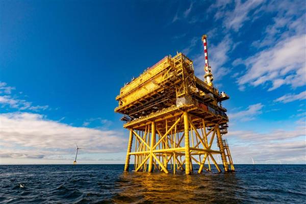 Seagreen Phase１洋上風力発電所の海底送電設備（洋上変電所）